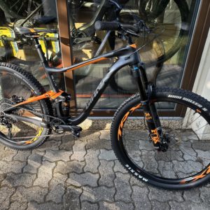 GIANT Anthem Advanced 1 27.5